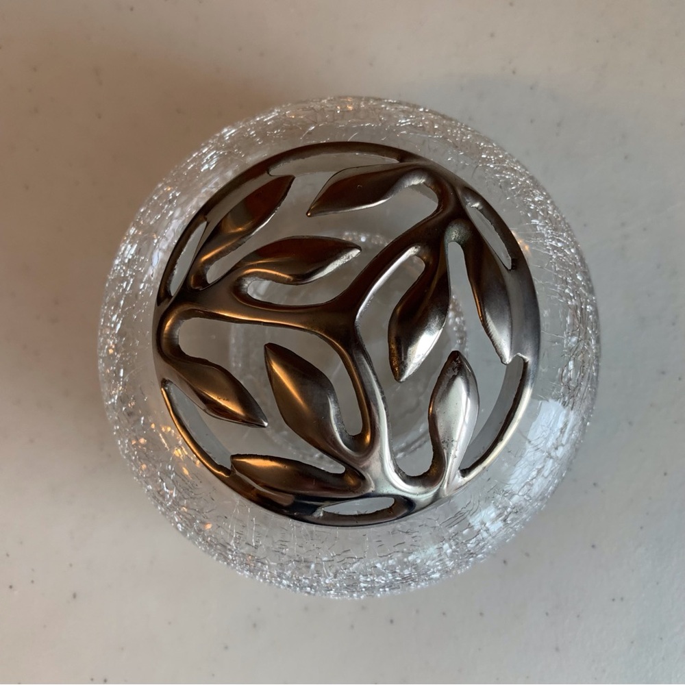 Vintage Pier 1 Clear Crackle Glass Bowl Vase With  Silver Tone Pewter Lid - Picture 3 of 8